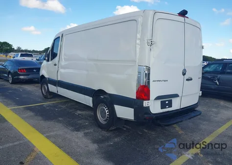 2020 Mercedes-Benz Sprinter 2500 Standard Roof V6 z USA, uszkodzony, nr VIN W1Y4EBHY7LP240775